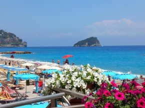 Holiday Sea View Spotorno